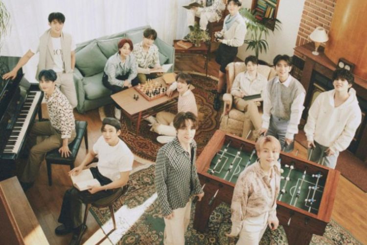 Fans Nguping SEVENTEEN Lagi Geladi Resik 'DON QUIXOTE' Golden Disc Awards di Bangkok