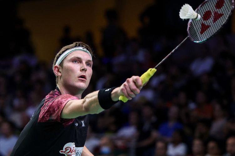 Intip Ritual Viktor Axelsen Sambut Malaysia Open 2023, Minum Kopi Bali