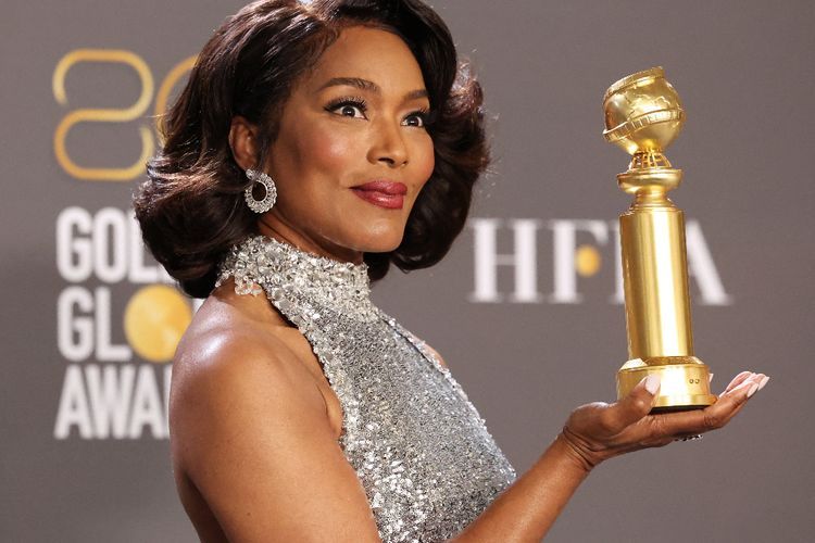 Angela Bassett 'Wakanda Forever' Raih Golden Globe, Aktor Marvel Pertama yang Menang Award