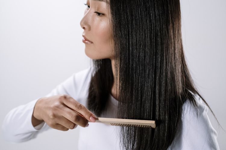 5 Obat Penghilang Kutu Rambut dan Telurnya, Ampuh dan Alami!