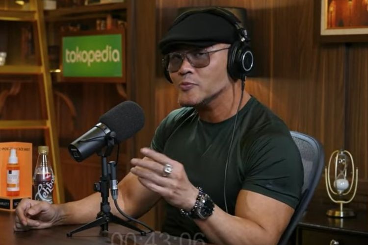 Hotel Kemalingan saat Liburan di London, Deddy Corbuzier: Tinggal di Indonesia Lebih Aman