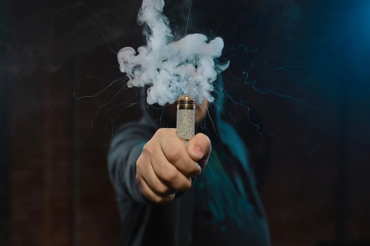 Mengenal Popcorn Lung, Penyakit yang Menyerang Paru-paru Akibat Penggunaan Vape