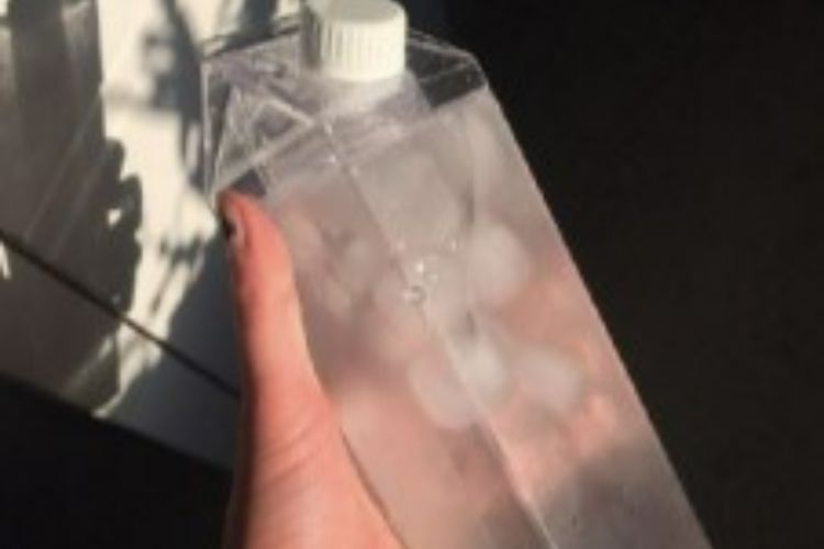 Benarkah Minum Air Es Bisa Bikin Gemuk? Ternyata Ini Faktanya!