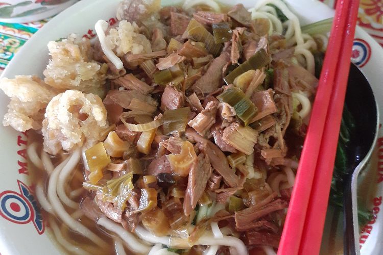 Viral Dikira Sedekah! Mie Ayam Pak Slamet Yogya, Seporsi Harganya Cuma Rp6 Ribu 