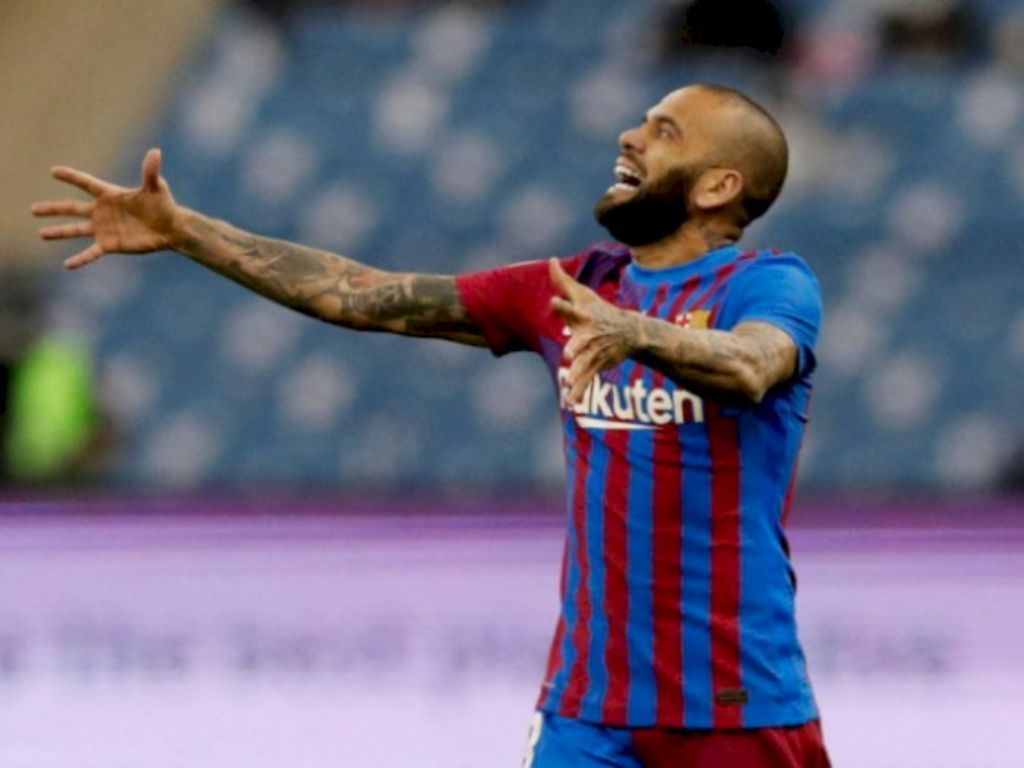 Terlibat Pelecehan Seksual, Dani Alves Langsung Dipecat oleh Klubnya!