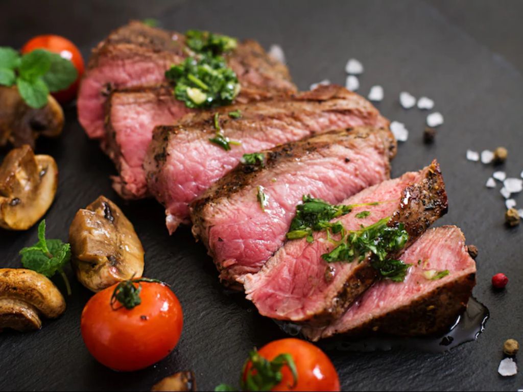 Jenis-jenis Tingkat Kemataan Steak, Ini Ciri-cirinya! 