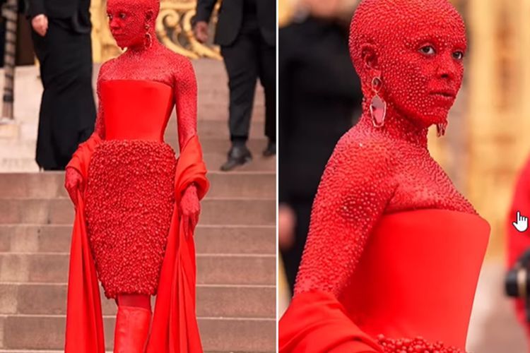 Rapper Doja Cat Hadiri Paris Fashion Week Dibalut 30.000 Berlian, Butuh 5 Jam Buat Dandan