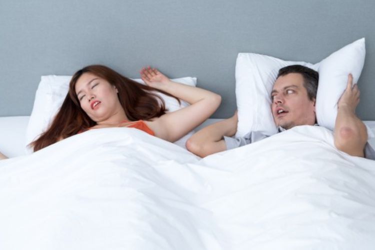 Penting! Kebiasaan Mendengkur Bisa Merusak Kehidupan Seksual Wanita