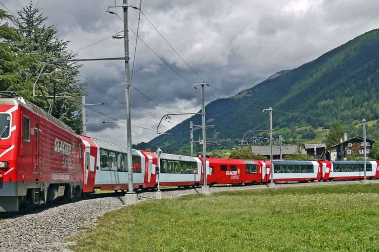 Indonesia Punya Kereta Api Panoramic, Menhub: Tidak Usah Jauh-jauh ke Swiss