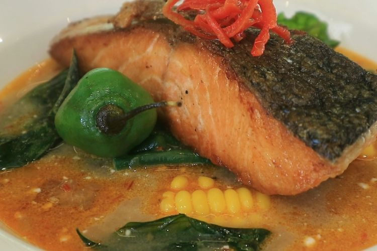 Wow! Di Resto Ini Sayur Lodeh Naik Kelas, Disajikan dengan Ikan Salmon Premium!
