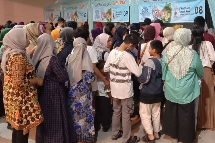 Heboh Warga Berebut 2.850 Porsi Nasi Liwet di Pabrik Gula Zaman Belanda, Ada Apa?