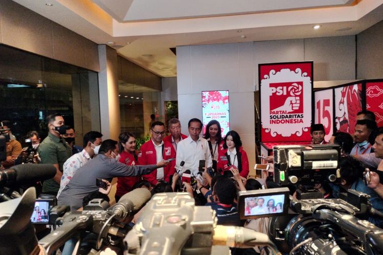 Beri Pesan ke PSI, Presiden Jokowi: Jangan Ikuti Partai yang Lain