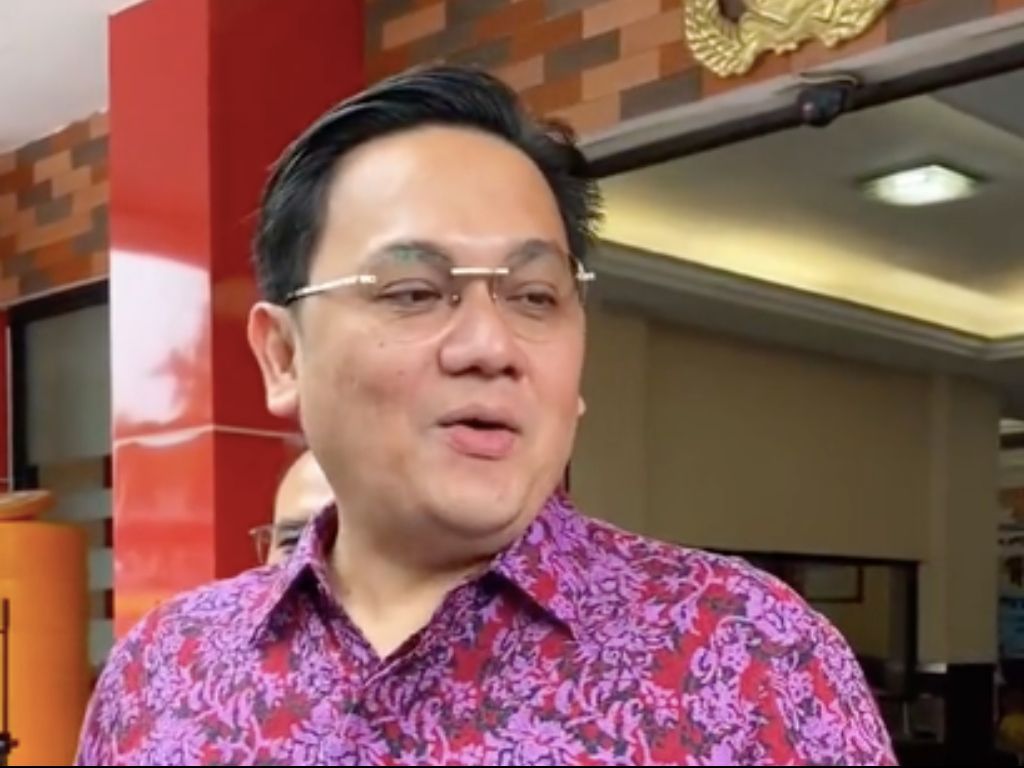 Perseteruan Memanas! Farhat Abbas Resmi Laporkan Denny Sumargo ke Polres Jaksel