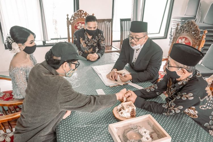Viral Pasangan Nikah Gratis di KUA, Ternyata Begini Kisah di Baliknya