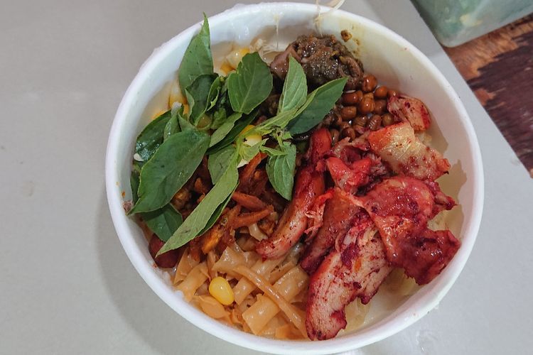 Bubur Badran: Disajikan Dalam Clay Pot Lalu Benar-benar Dibakar, Kuliner Solo Sempat Viral