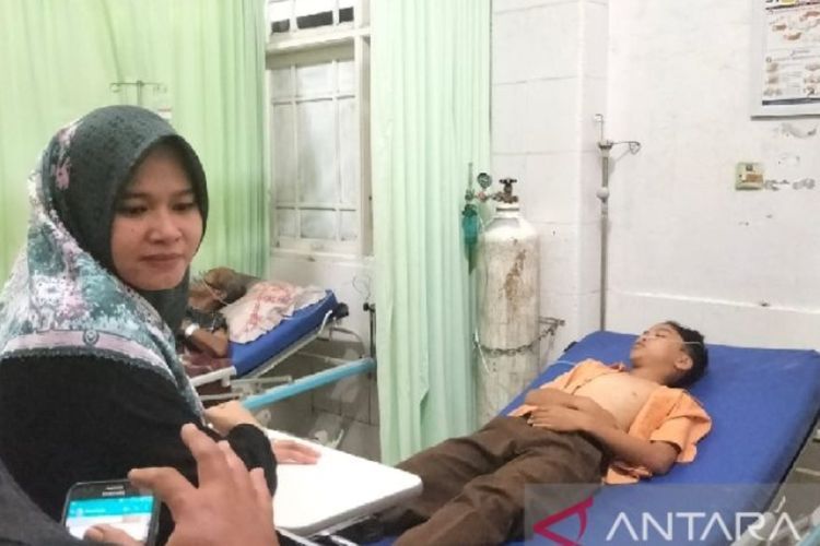 7 Murid SD di Pariaman Diduga Keracunan Usai Larutkan Permen di Minuman Berenergi