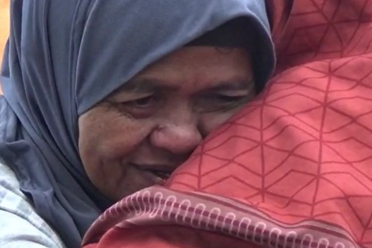  Hilang Kontak 28 Tahun, Pertemuan TKW Pinrang dengan Keluarga Disambut Histeris 