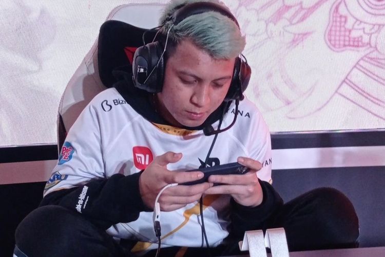 Intip Pendapatan RRQ Xinnn Saat Masih Jadi Joki Mobile Legends: Capai Ratusan Juta!