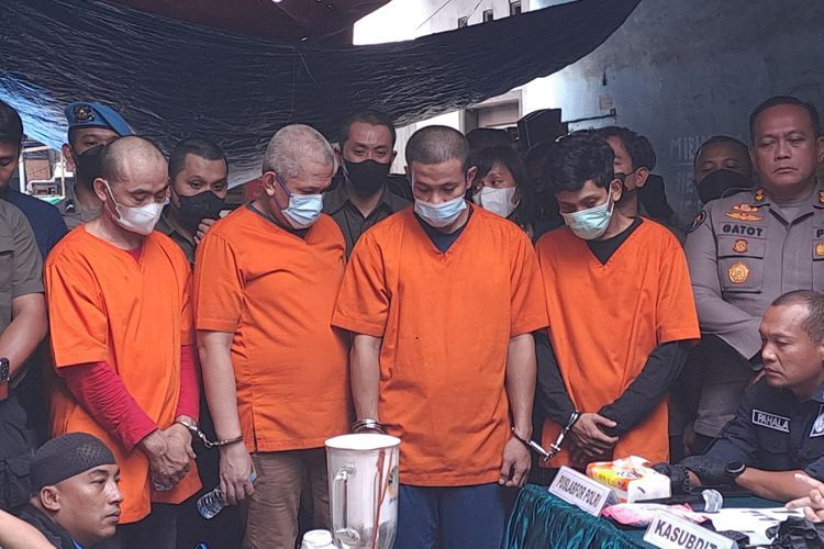 Terkuak Pembuatan Ekstasi Dicampur Putih Telur di Jakpus, Pewarnanya Pakai Spidol