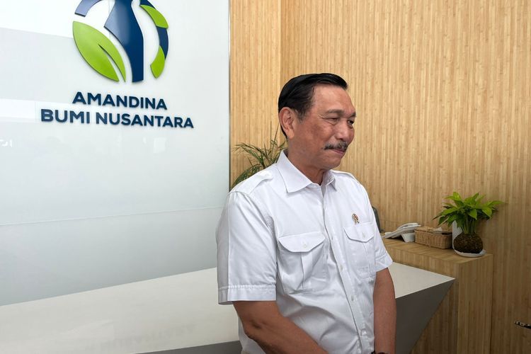 Dukung Daur Ulang Botol Plastik, Menko Luhut: Ada Manfaat Sirkular Ekonomi