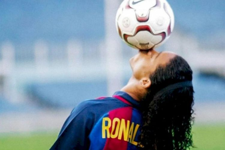 Ronaldinho Klaim Anaknya Gabung Barcelona, Bakal Sehebat Ayahnya Gak Ya?