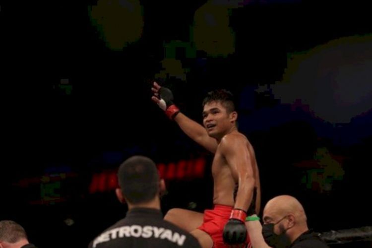 Bikin Bangga Indonesia! Jeka Saragih Resmi Dikontrak UFC