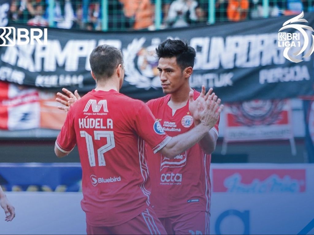 Hanif Sjahbandi Tetap di Persija, Tepis Rumor Merapat ke Persib