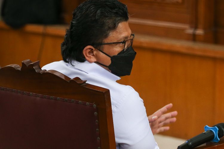 Viral Rambut Mullet Ferdy Sambo Divonis Hukuman Mati, Netizen Gemas: Kayak Mamang-mamang