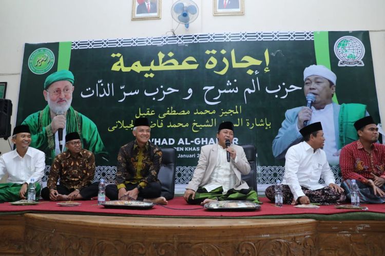 Punya Kedekatan Emosional, Menantu Ulama Mbah Moen Doakan Ganjar Jadi Pemimpin Masa Depan