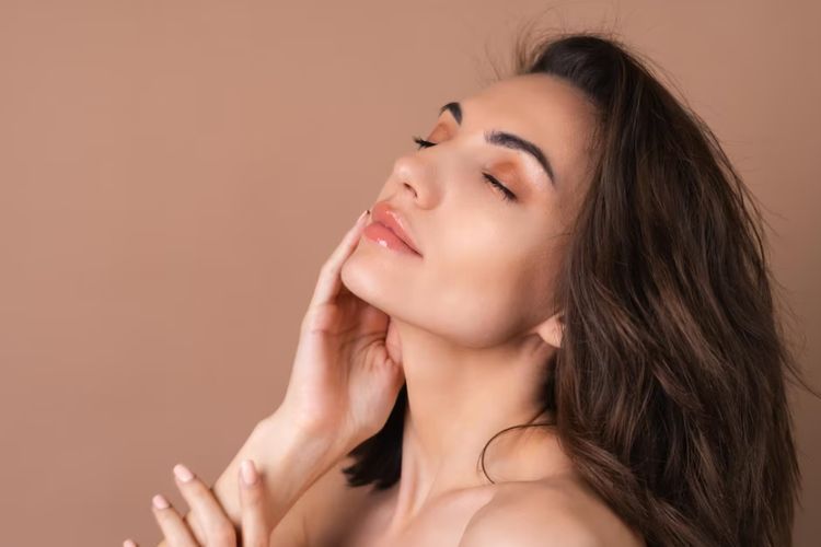 Mau Tampil Glowing di Hari Valentine? Bisa Lakukan Perawatan Kulit Wajah dari Bahan Alami