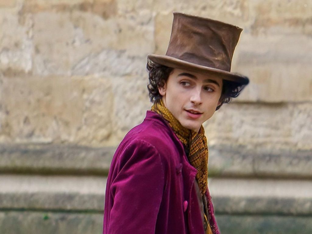 Kata Sutradara 'Wonka' Paul King, Nyanyian Timothée Chalamet Sangat Indah dan Mirip Bing Crosby
