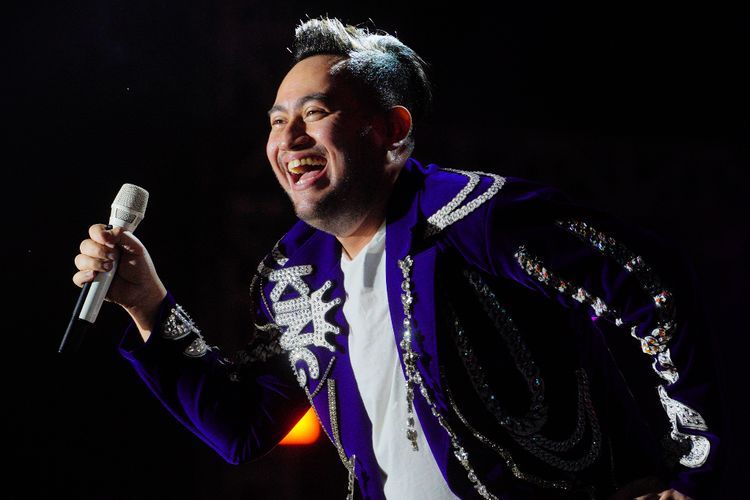 King Nassar Tutup Festival Pasar Musik dengan Goyangan Tanpa Henti, Penonton Auto Lompat!