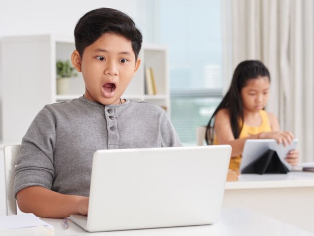Lindungi Bocil dari Konten Pornografi, Prancis Buat Paspor Khusus untuk Akses Situs Dewasa