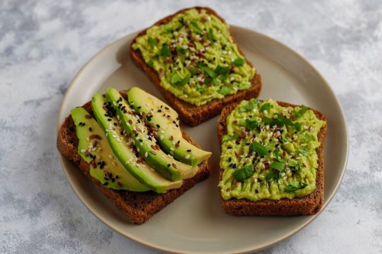 Resep Roti Avocado Toast, Sarapan Sehat Mudah Dibuat! 