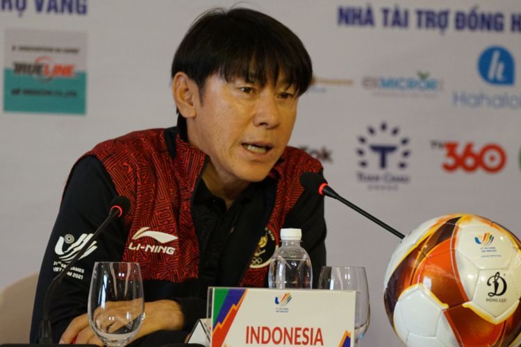 Erick Thohir Siap Berantas Mafia Bola, Shin Tae-yong: Saya 100 Persen Setuju