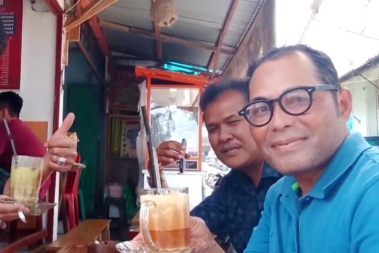 Teh Telur Pinang, Minuman Berenergi Khas Minang Penambah Stamina Pria