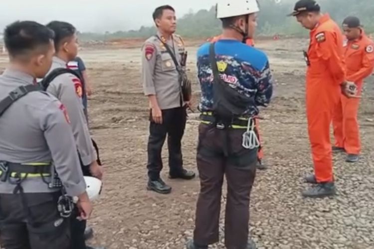 4 Helikopter Dikerahkan Evakuasi Kapolda Jambi di Hari Kedua, Ada Heli Super Puma TNI AU