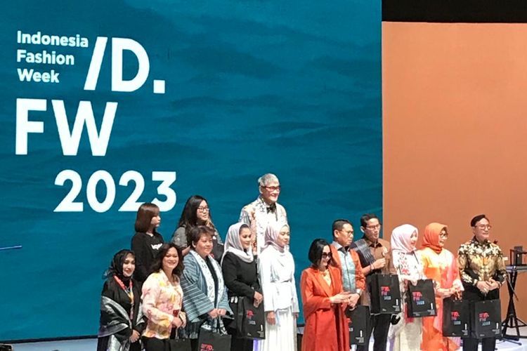 Masuki Edisi ke-10, Ini Perbedaan Indonesia Fashion Week 2023 dengan Tahun Sebelumnya