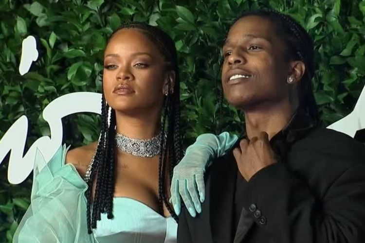 Rihanna dan ASAP Rocky Rencanakan Pernikahan Sebelum Lahir Anak Kedua