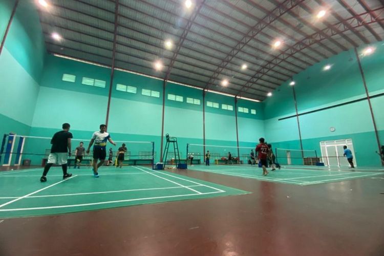 Rekomendasi Lapangan Badminton di Tangsel, Yuk Berolahraga Guys!