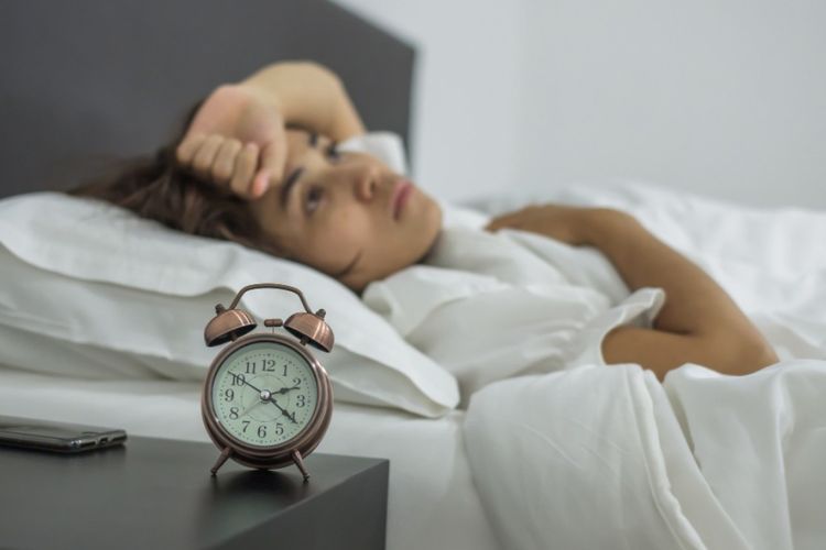 Waspada! Milenial dan Gen Z yang Doyan Begadang Bisa Kena Hipertensi