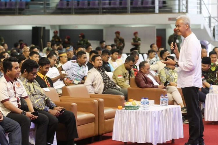 Ganjar Pranowo Kasih Kisi-kisi Cara Hadapi Tantangan Masa Depan pada para Gen Z