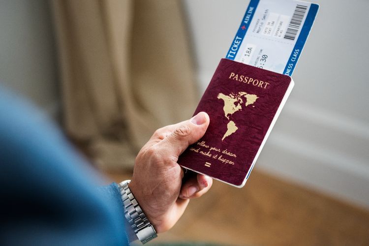 Ada Data Diri yang Salah di Paspor? Begini Cara Memperbaikinya