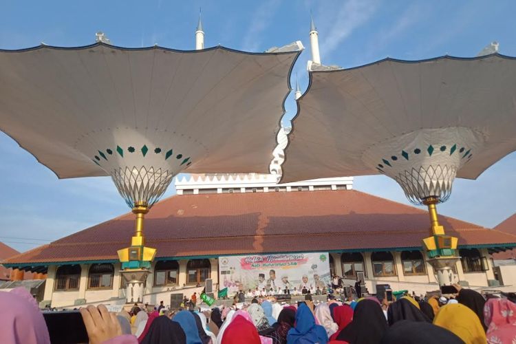 Melihat Keindahan Masjid Agung Jawa Tengah, Punya Arsitektur Paduan Jawa dan Arab