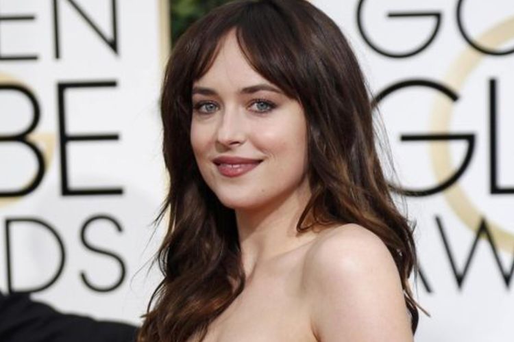 Marvel Buka Casting untuk Peran Invisible Woman, Dicari Aktris yang Mirip Dakota Johnson