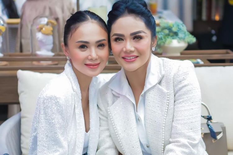 Duduk di Samping Krisdayanti, Wajah Yuni Shara Dinyinyirin Netizen: Sekarang Keliatan Tua