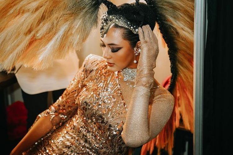 Paula Verhoeven Comeback Fashion Show, Busana Tertutup Tanpa Pamer Keseksian Tuai Pujian