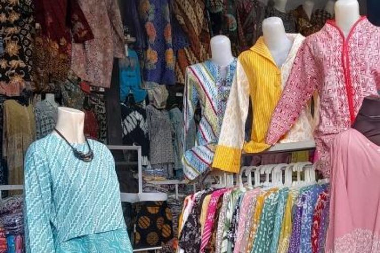 Ini Tempat Belanja Batik Murah di Pekalongan, Rp100 Ribu Dapat 4 Daster Cantik!