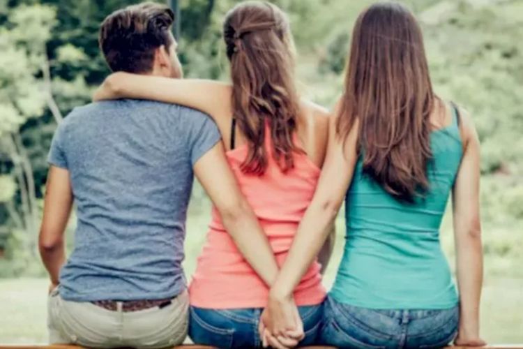Awas Ditikung! Zodiak Ini Diam-diam Suka Menggoda Pacar Temannya
