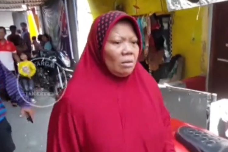 Bukan Korban Kebakaran Depo Plumpang, Emak-emak Ini Ngamuk Tak Kebagian Nasi Kotak